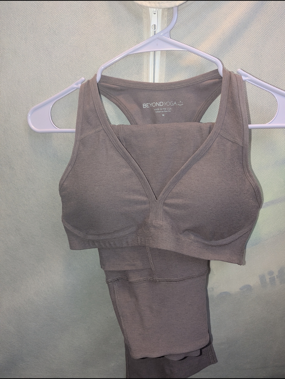 Beyond Yoga 2 Piece Set - Mauve (Medium) - Picture 9 of 9